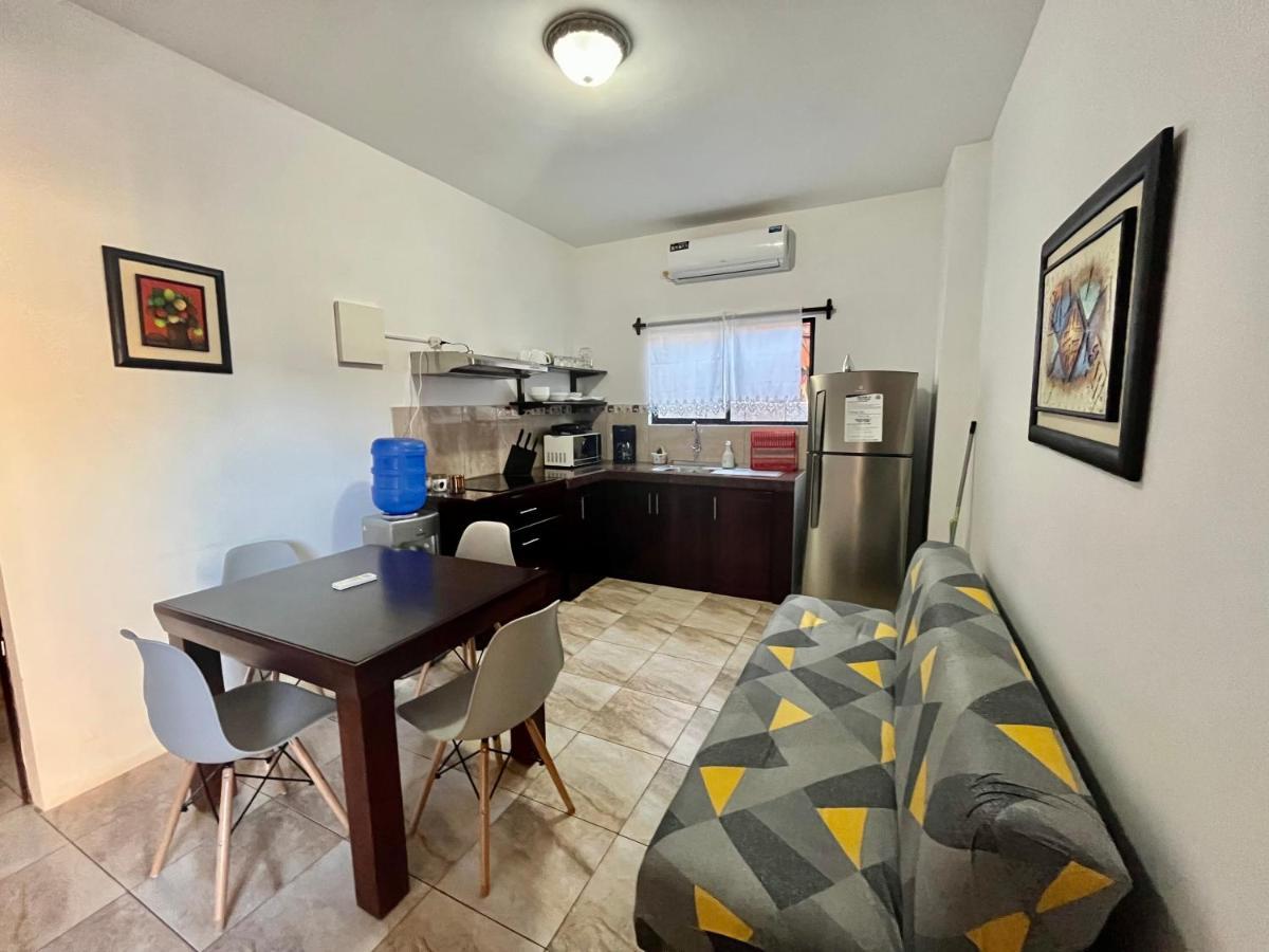 Apartahotel Casa Soleil 푸에르토빌라밀 외부 사진